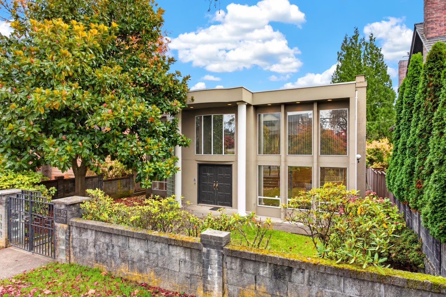 4452 Crown Street, Vancouver